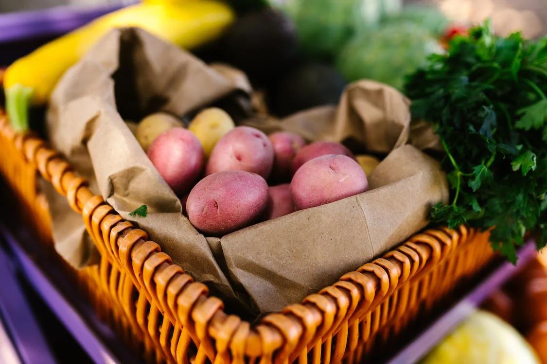 Jak wybrać idealny kosz na ziemniaki do Twojej kuchni?